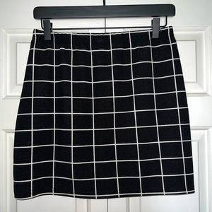 Black and White mini skirt